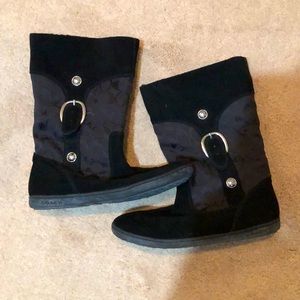 Coach fleece lined winter boots